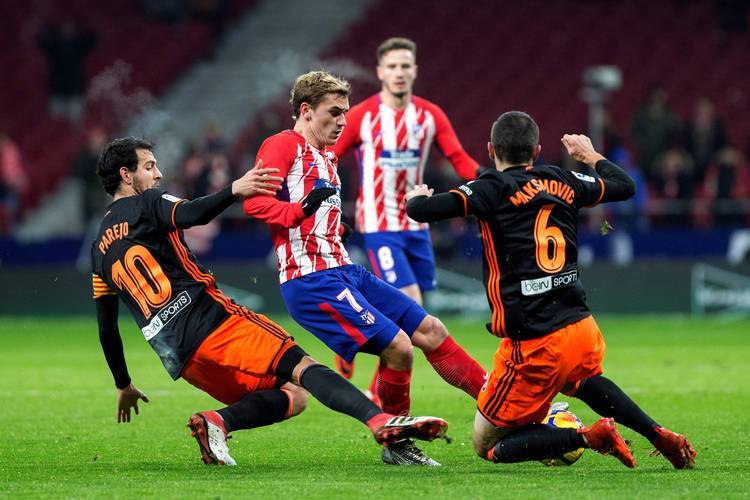 国米客场战平都灵在意甲继续保持前四