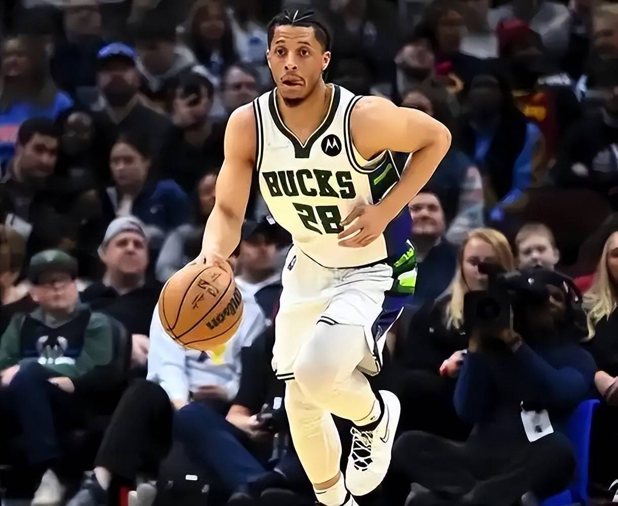 包含篮球巨星个人精彩表现引发观赏狂潮的词条