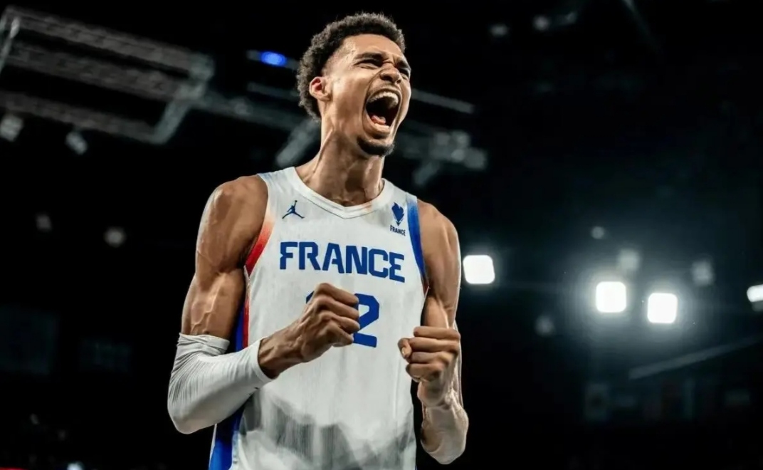 选手康复：球队关键球员已恢复训练的简单介绍