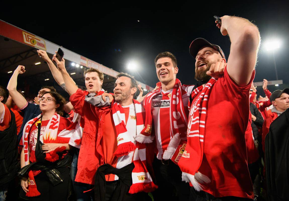 弗赖堡青训球员崭露头角，被视为未来之星