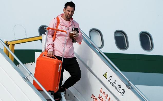 梅西无视质疑继续高歌猛进，足坛传奇再现