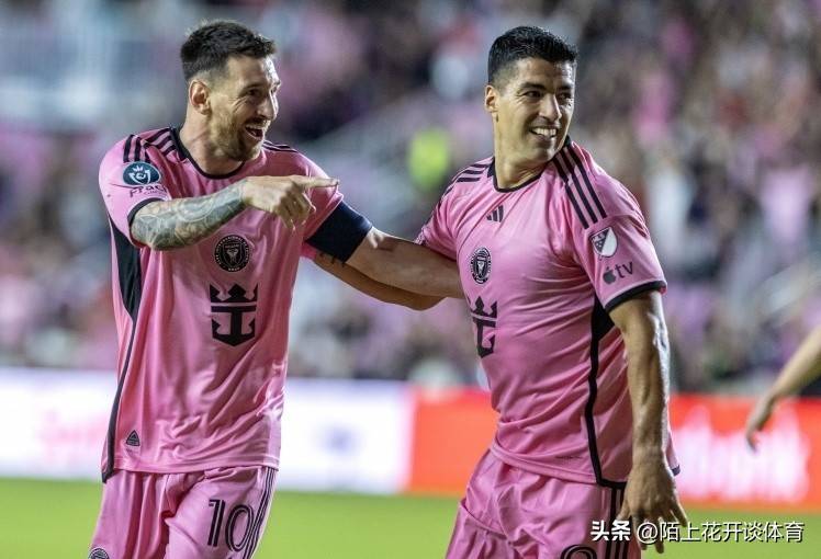 射手梅开二度,助球队轻松战胜对手的简单介绍 射手梅开二度,助球队轻松战胜对手的简单介绍