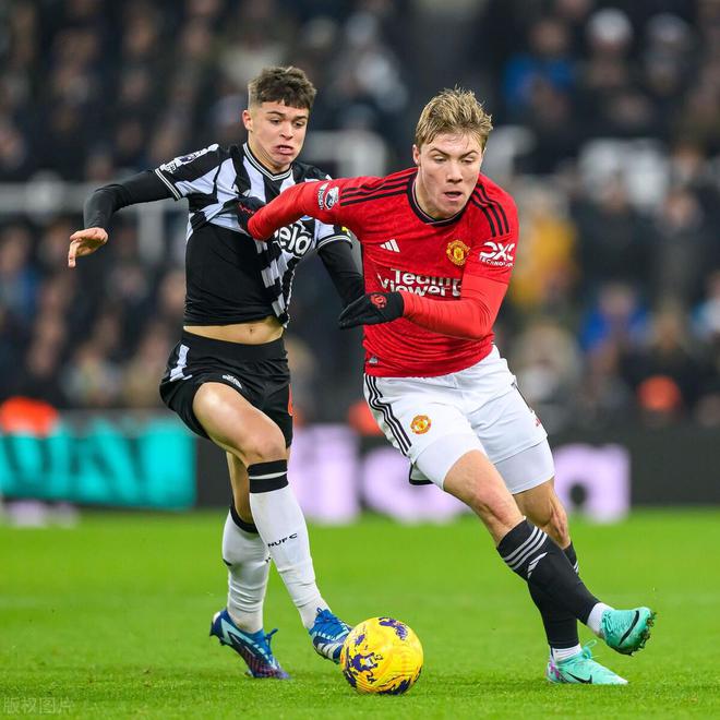 九游体育网页版-AC米兰惨败，球队陷入低谷