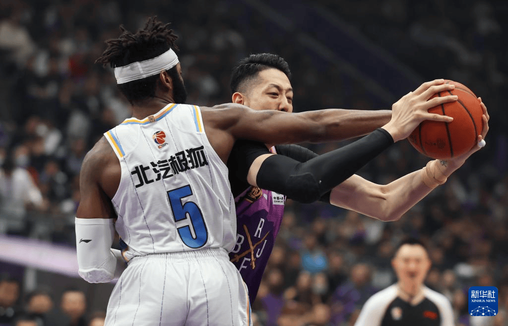 九游体育在线登录-热门球队在比赛中获得胜利晋级