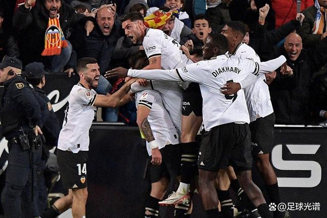 关于瓦伦西亚连续击败对手,积分榜领先优势的信息 关于瓦伦西亚连续击败对手,积分榜领先优势的信息