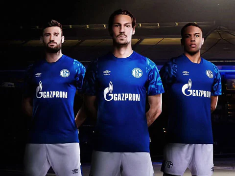 实况回放:沙尔克04客场不敌汉诺威96,陷入危机的简单介绍 实况回放:沙尔克04客场不敌汉诺威96,陷入危机的简单介绍