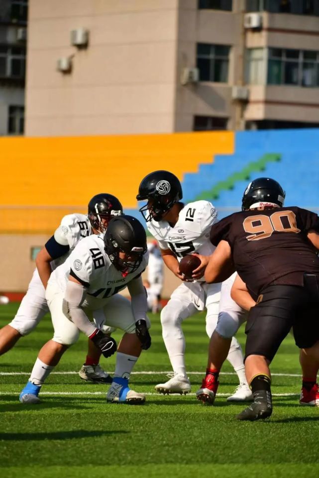 惊艳！球队旋风般进攻，完美晋级的简单介绍