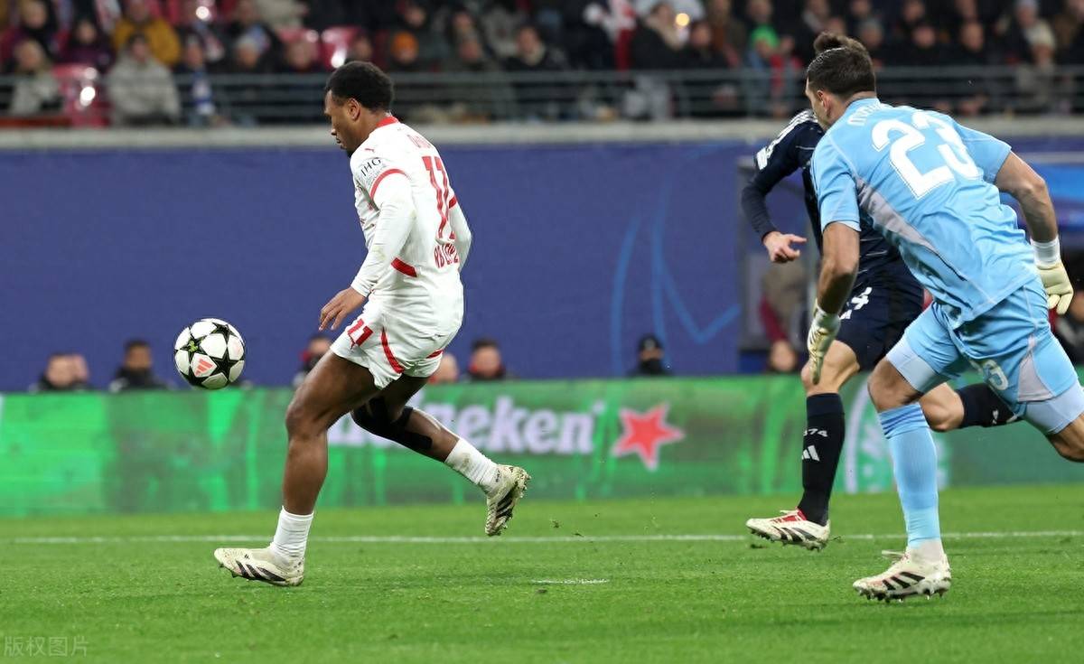 尤文图斯球员为下一场比赛做好准备