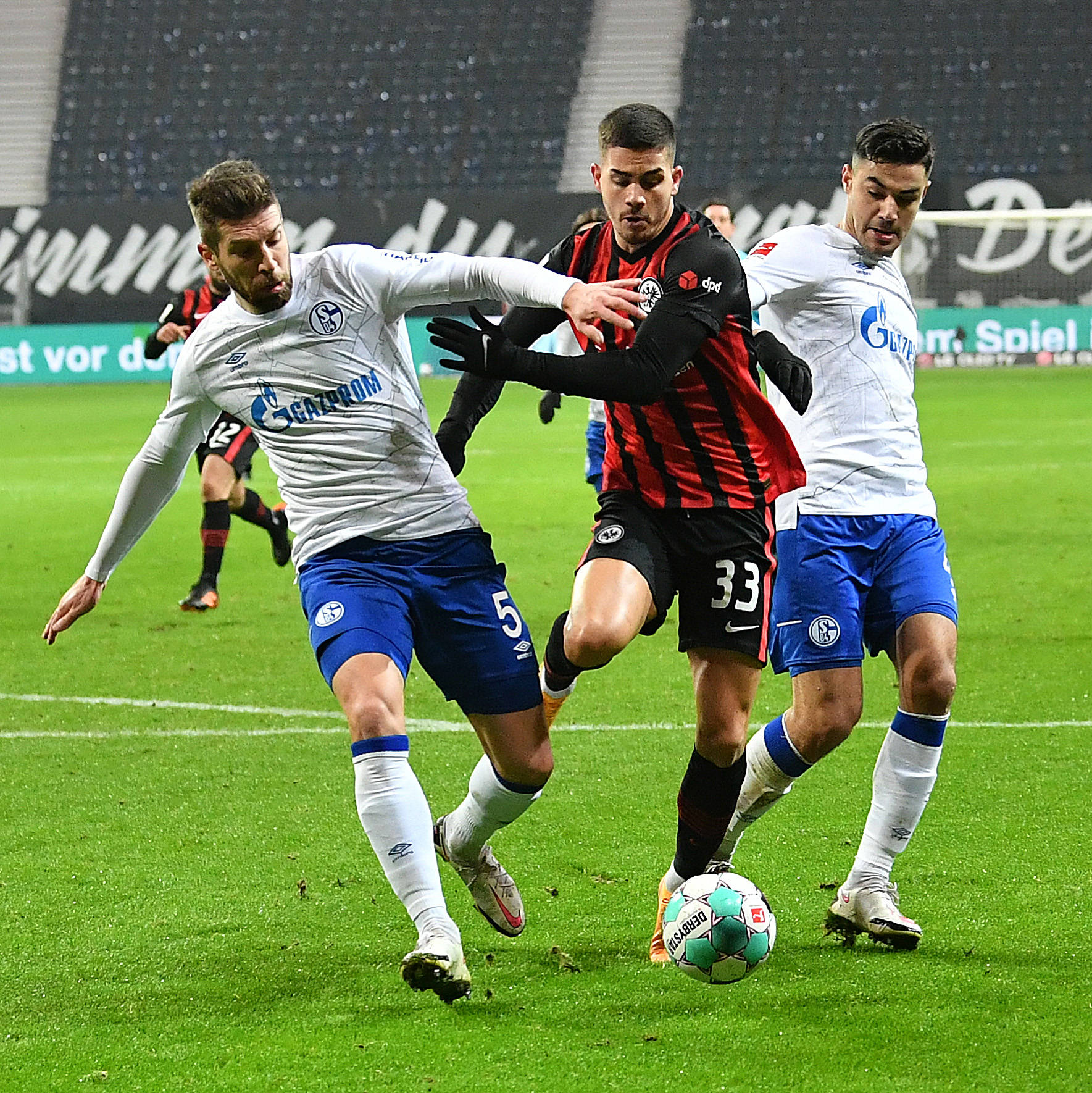 九游体育登录-关于法兰克福连续两轮不胜，客场负于沙尔克的信息