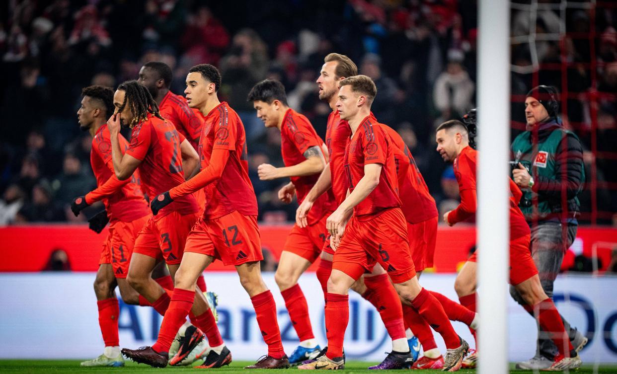 拜仁慕尼黑队全力以赴冲击决赛席位的简单介绍