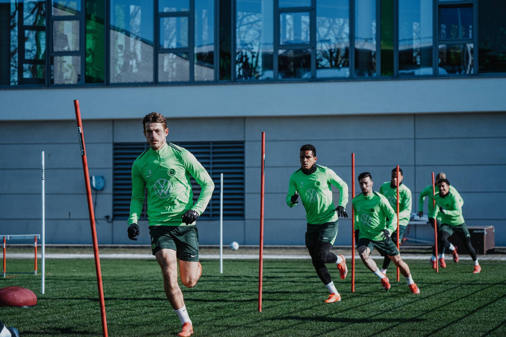 九游体育网页版-沃尔夫斯堡主场失利，状态低迷需尽快调整的简单介绍