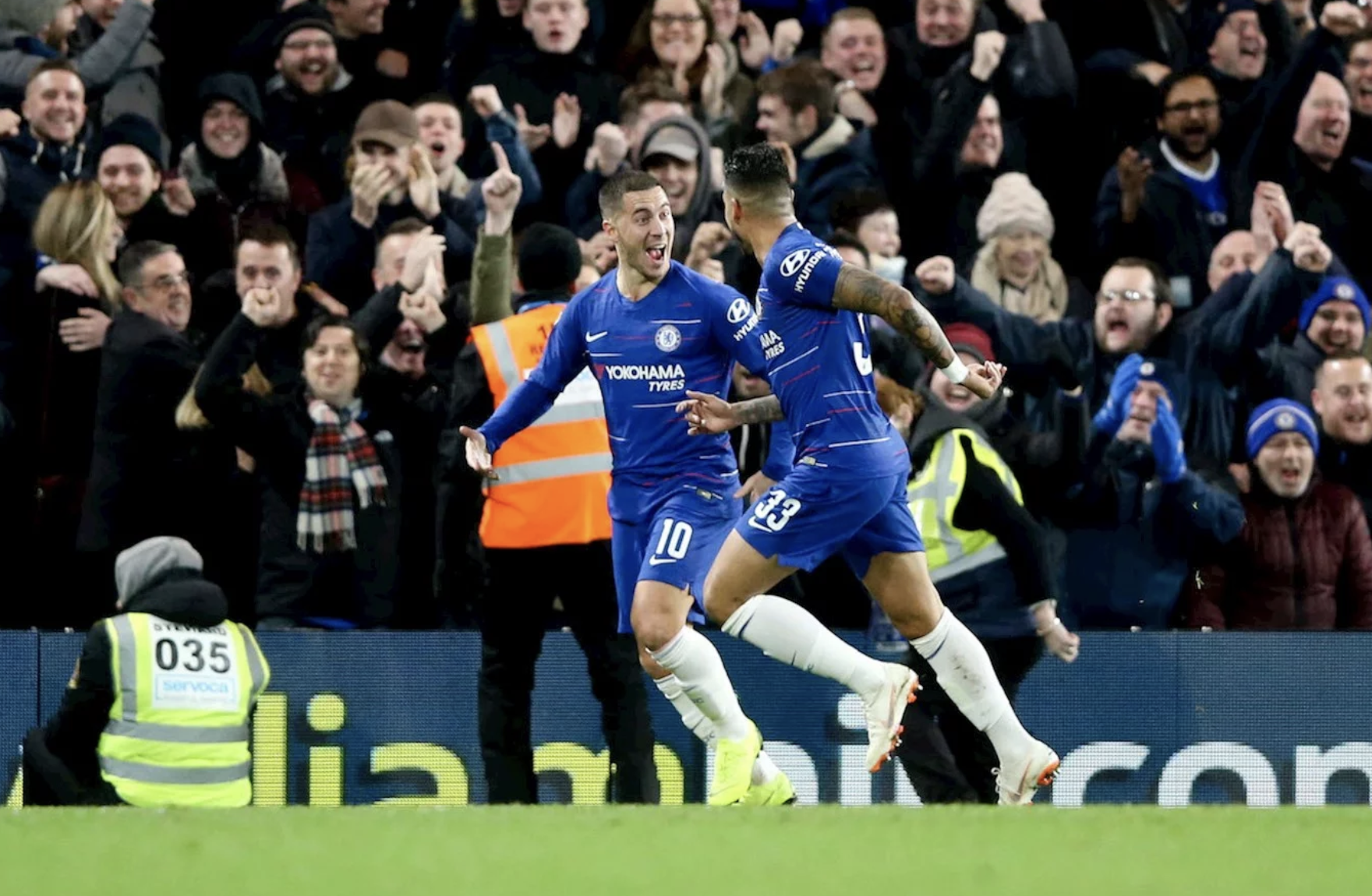 包含热刺冠军联赛半决赛极力抗争，风波未平的词条