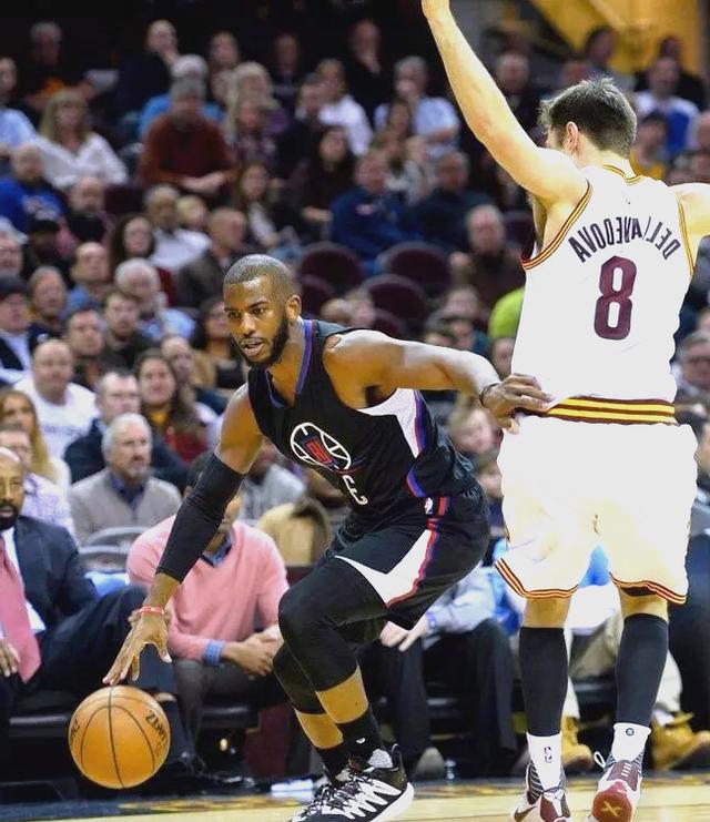 篮球经典回顾,经久不衰的传奇时刻 篮球经典回顾,经久不衰的传奇时刻