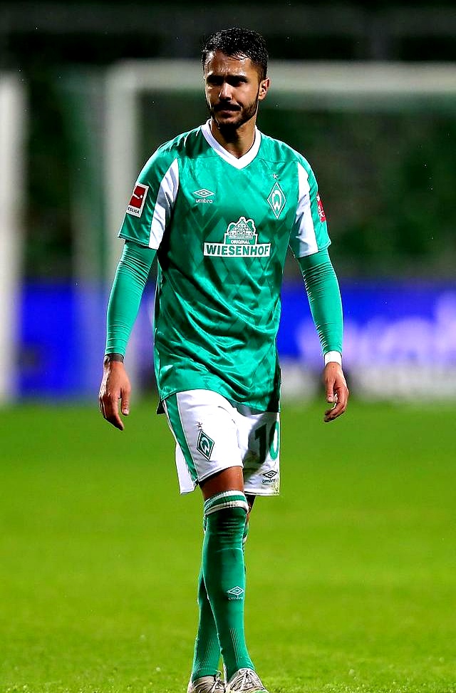 关于云达不莱梅队主场大胜，豪取三分的信息