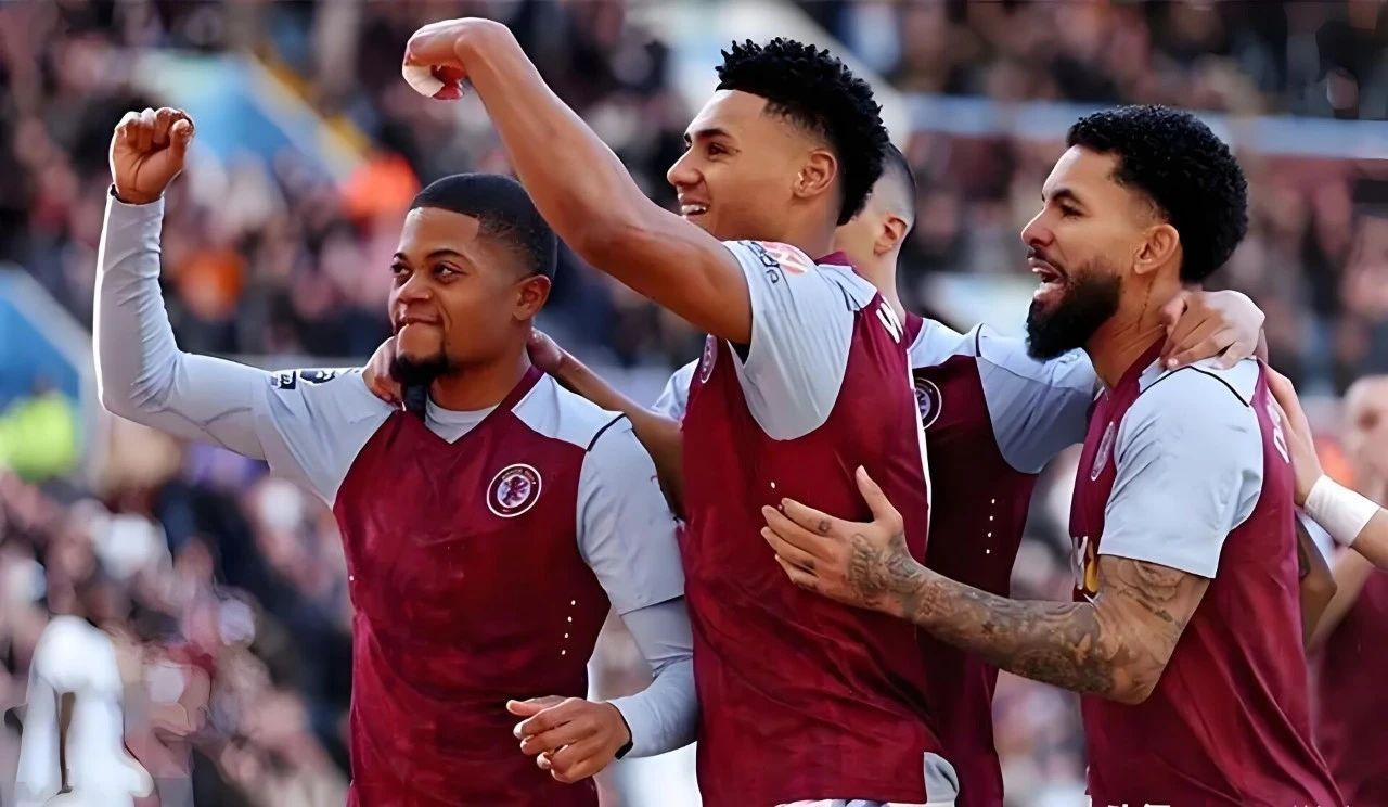 包含阿斯顿维拉主场大胜，引发球迷欢呼的词条